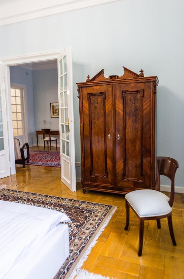 Luxury Downtown 3 Bedroom Apartment By Synagoge With Beautiful View Budapeste Exterior foto
