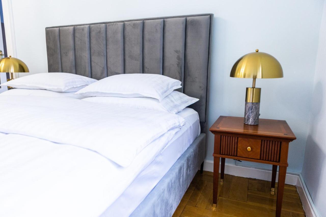 Luxury Downtown 3 Bedroom Apartment By Synagoge With Beautiful View Budapeste Exterior foto