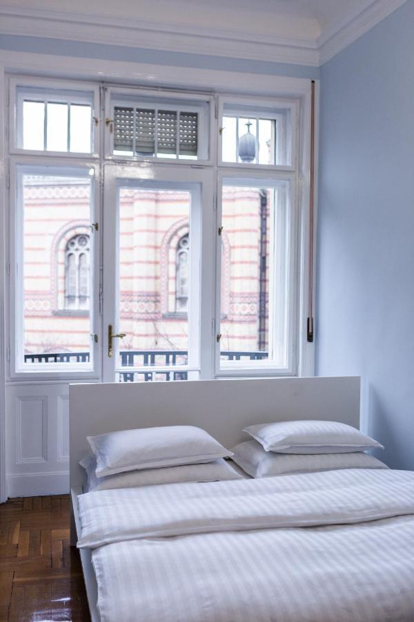Luxury Downtown 3 Bedroom Apartment By Synagoge With Beautiful View Budapeste Exterior foto