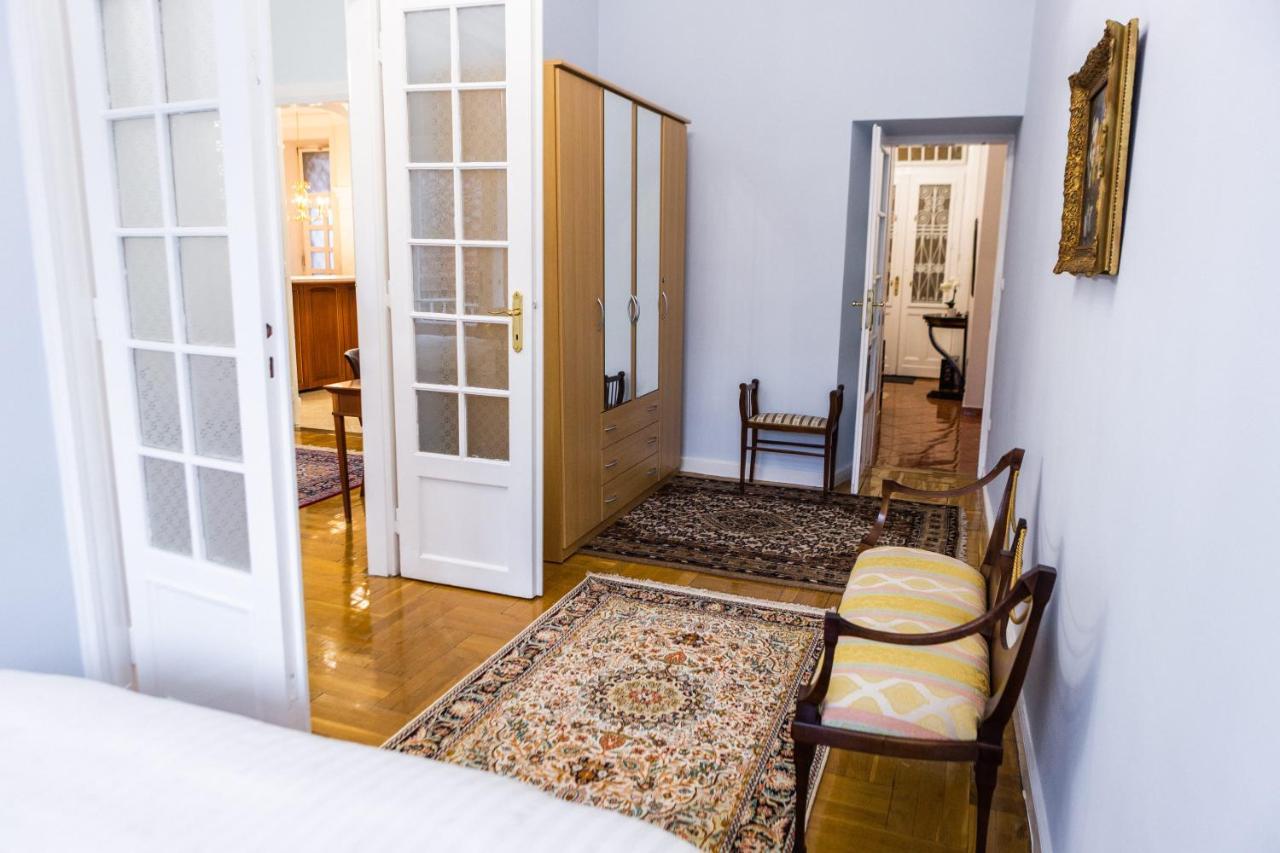 Luxury Downtown 3 Bedroom Apartment By Synagoge With Beautiful View Budapeste Exterior foto