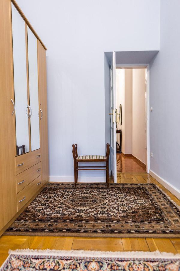 Luxury Downtown 3 Bedroom Apartment By Synagoge With Beautiful View Budapeste Exterior foto