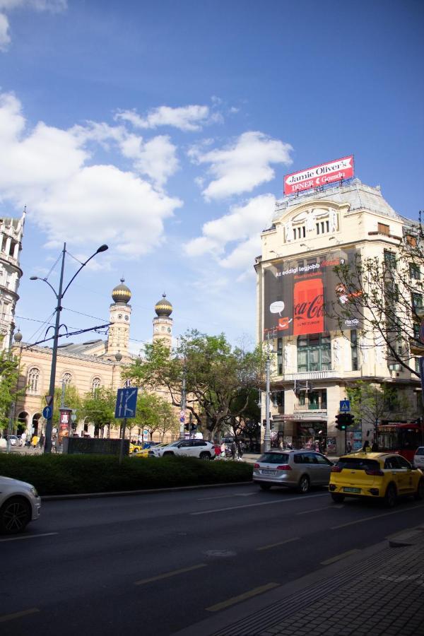 Luxury Downtown 3 Bedroom Apartment By Synagoge With Beautiful View Budapeste Exterior foto