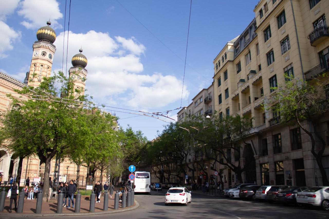 Luxury Downtown 3 Bedroom Apartment By Synagoge With Beautiful View Budapeste Exterior foto