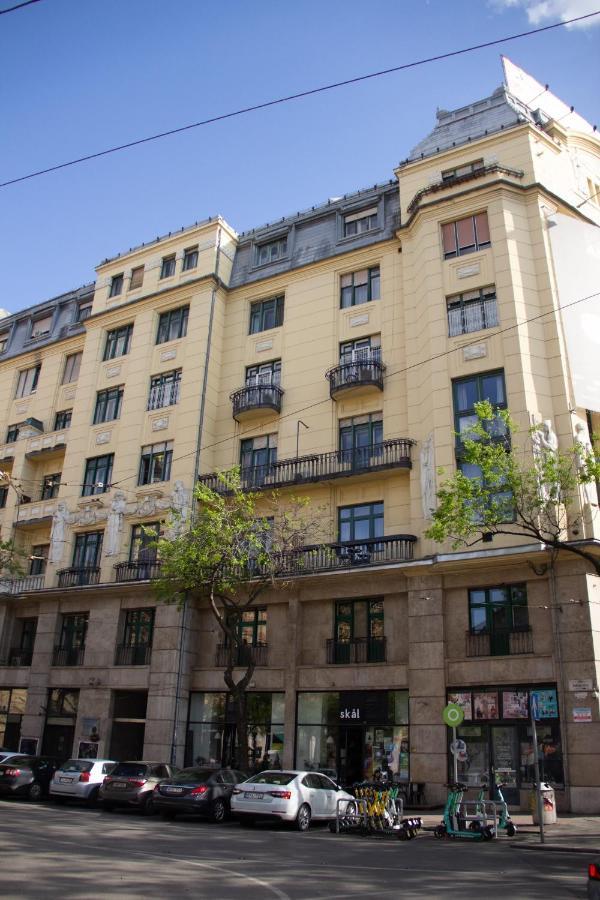 Luxury Downtown 3 Bedroom Apartment By Synagoge With Beautiful View Budapeste Exterior foto